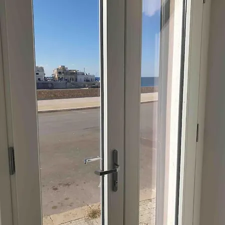 Salento Casa Ristrutturata Fronte Mare Apartament